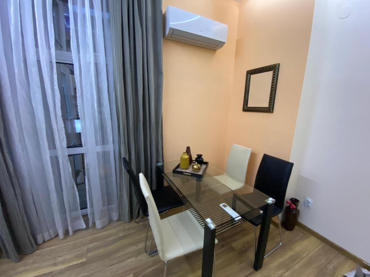 Cozy Apartment In Downtown Sofia - Tsar Samuil Street Dış mekan fotoğraf