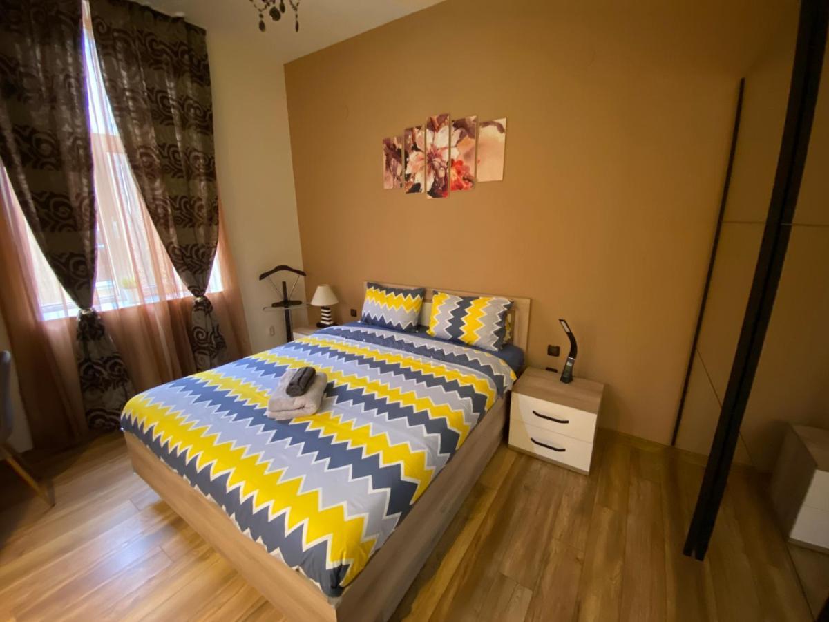 Cozy Apartment In Downtown Sofia - Tsar Samuil Street Dış mekan fotoğraf